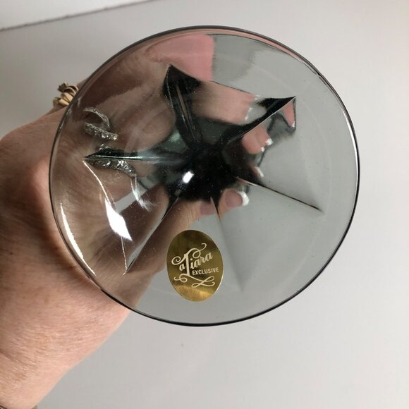 Tiara Exclusive Gray Glass Last Supper Cross Grape Vine Goblet Vintage T-292 #1 - Picture 2 of 7